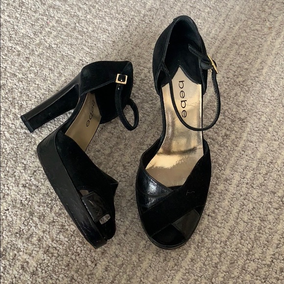 Classic 2000’s Millennium Black Ankle Strap Leather and Suede Heels - Picture 4 of 8